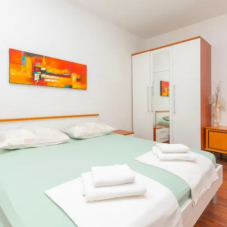 Apartman Amulic *