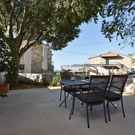 Apartman Amulic Duće