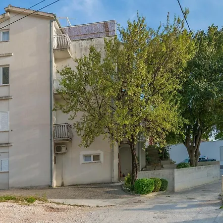 Apartment Amulic *