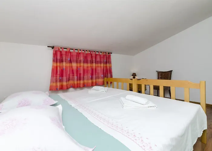 Apartament Amulic *