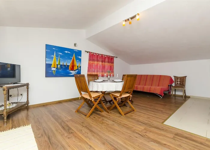 Amulic Apartament Duće