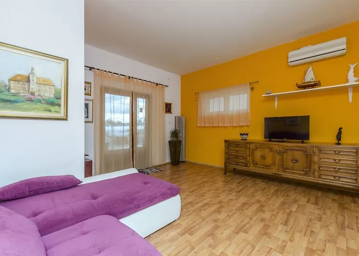 Amulic Apartament Duće